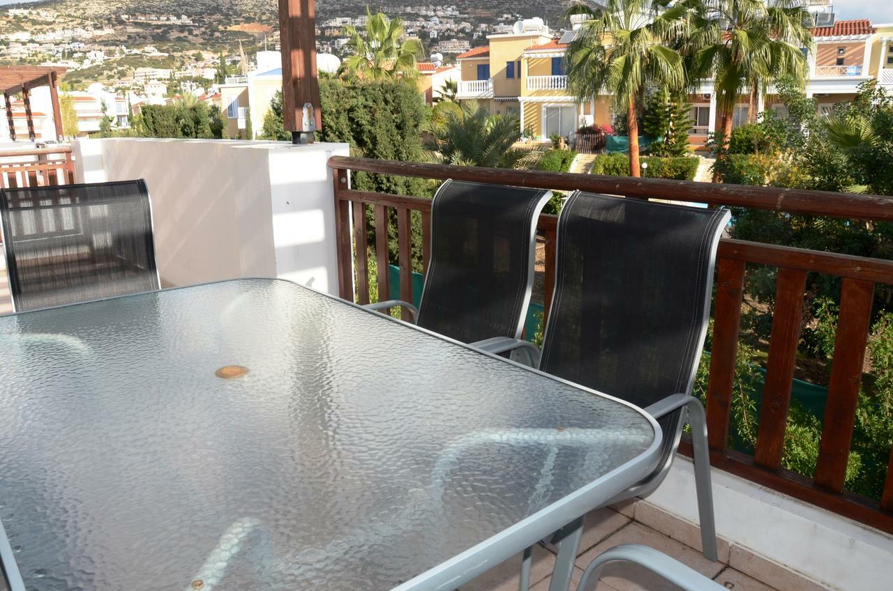 Top Floor, 2 Bedroom Apartment Vanessa D204, Free Wifi, Village View بييا الغرفة الصورة